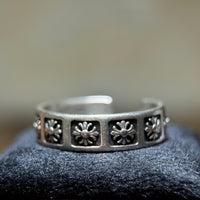 Vintage Silver Flower Grid Ring（R04/12）