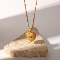 Golden Stories: Celestial & Symbolic Necklaces（N24）